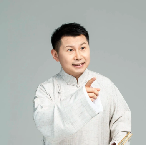 何云伟